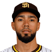 Robert Suarez